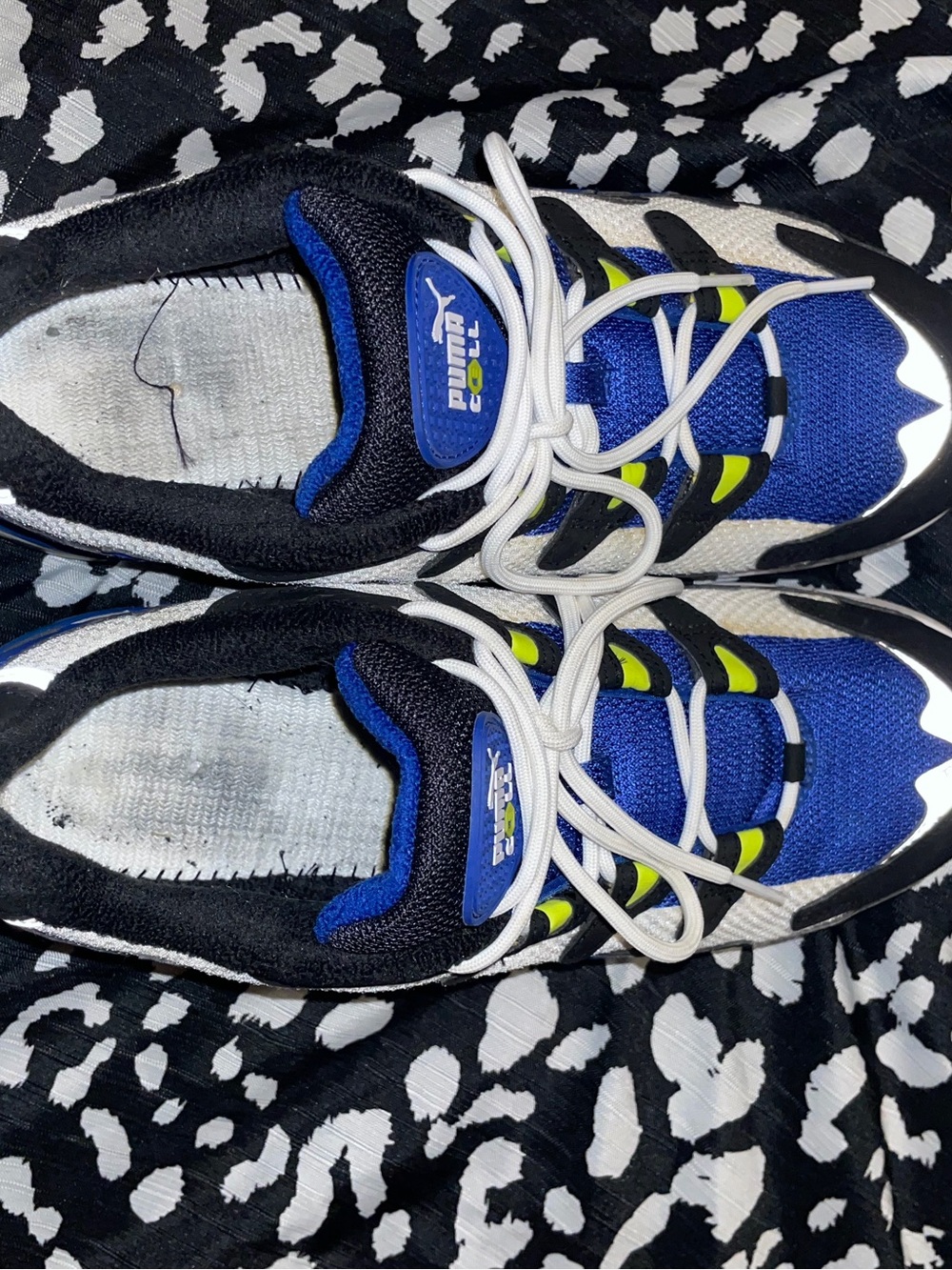 sneakers - Picture 3 of 7